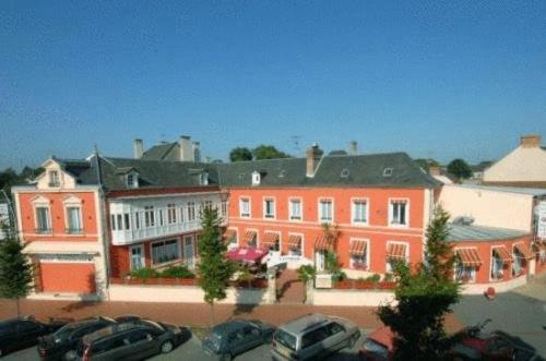 L'Escapade Hotell Carentan Exteriör bild
